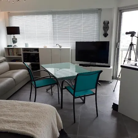 Apartamento Joli Studio Centre Ville Refait A Neuf Apercu Mer Mandelieu