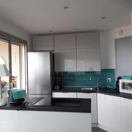 Apartamento Joli Studio Centre Ville Refait A Neuf Apercu Mer Mandelieu